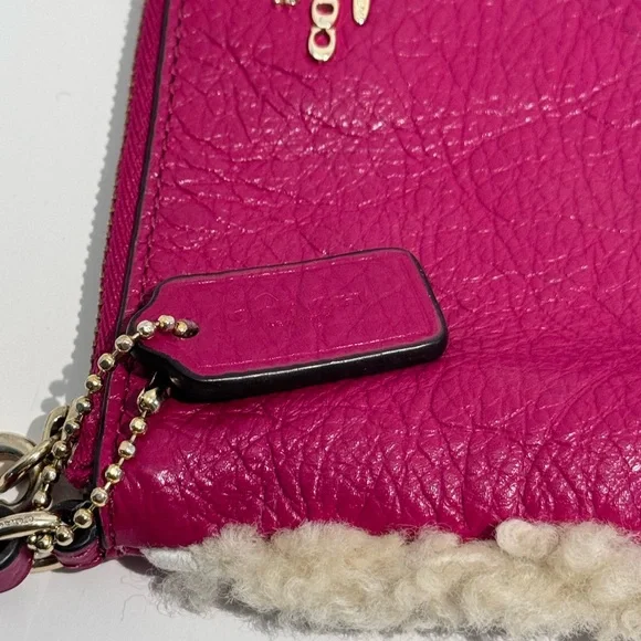 Coach Wristlet New York Shearling Natural Leather Mix Mini Saddle Pink - Picture 5 of 14